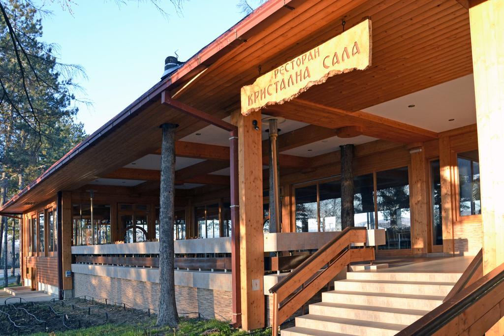 Hotel Ravni Gaj Knic Buitenkant foto