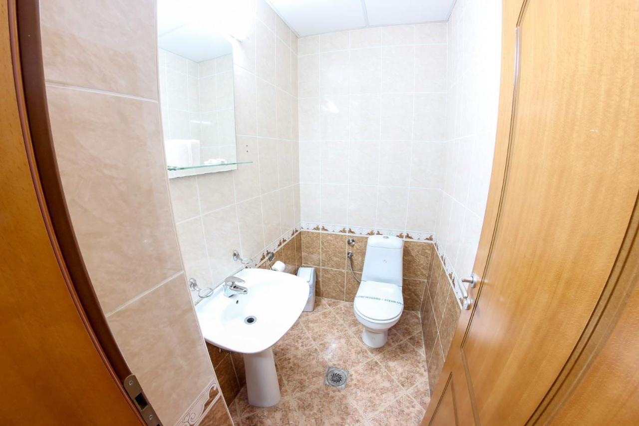 Hotel Ravni Gaj Knic Buitenkant foto